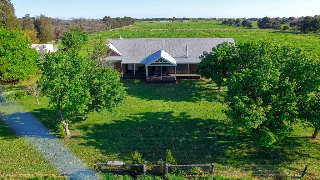 1100 Koo Wee RupLongwarry Road CATANI VIC 3981 AcreageSemirural For