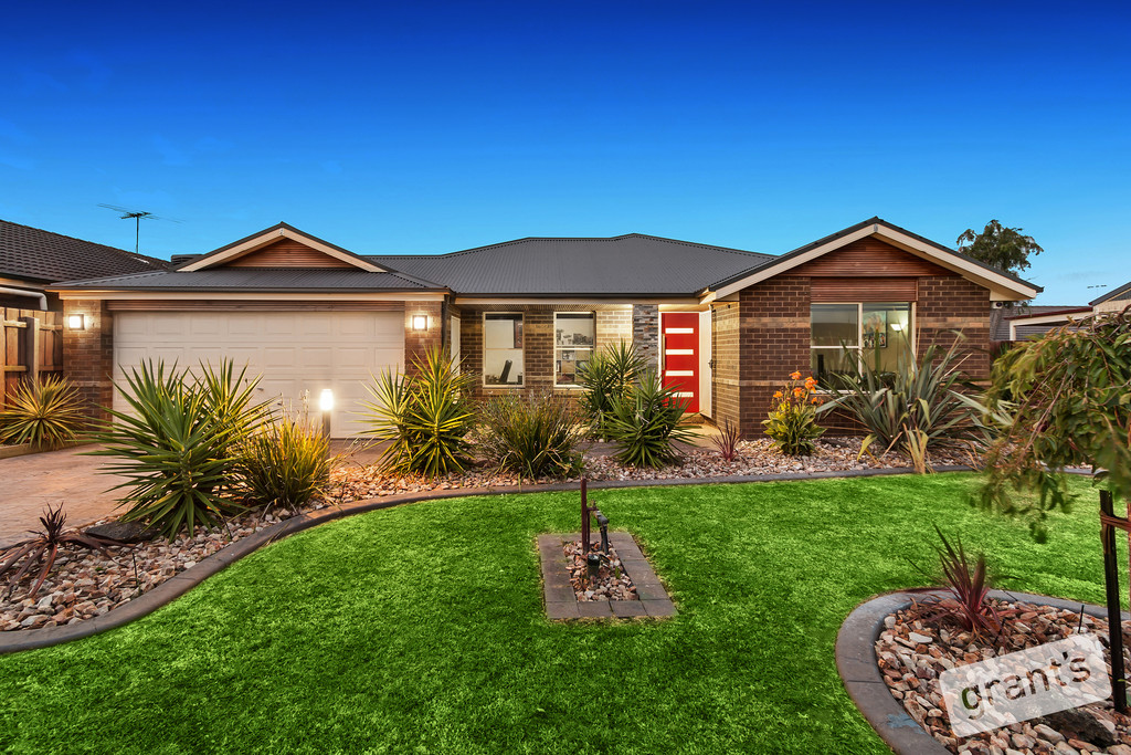 12 Ashmore Avenue NARRE WARREN SOUTH VIC 3805 House For Sale