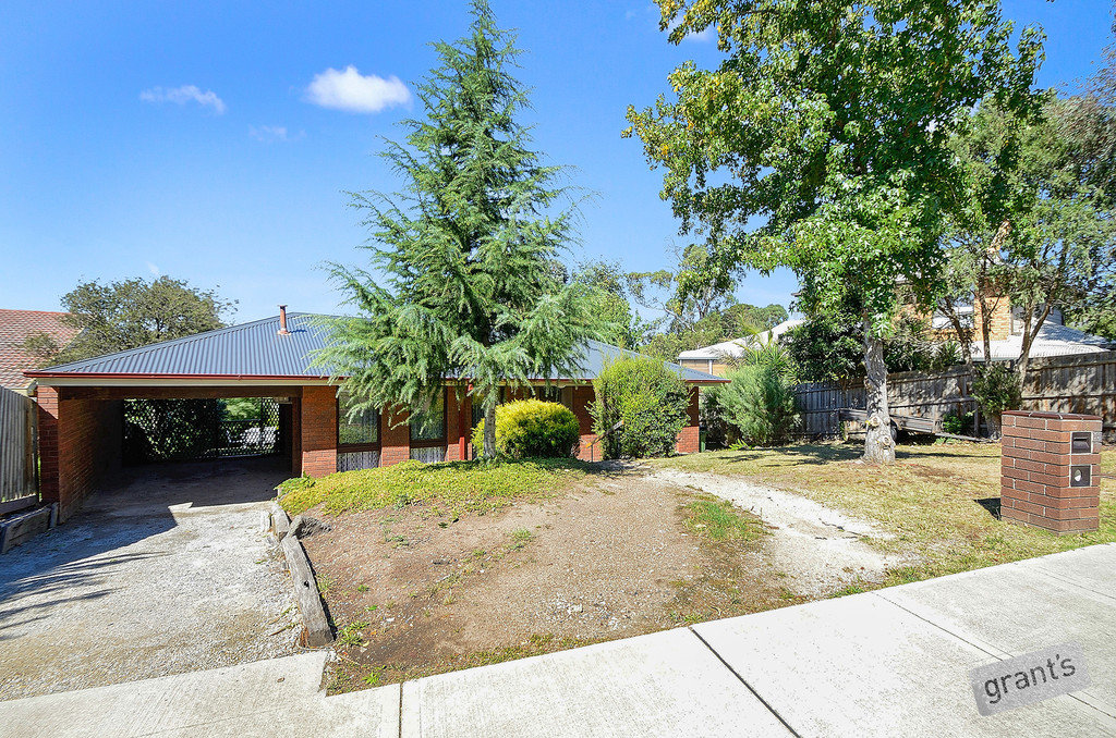 3 Outlook Drive BERWICK VIC 3806 House For Sale 18837523 grantsea