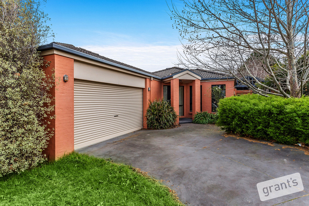 36 Allardice Parade BERWICK VIC 3806 House For Sale 5287030