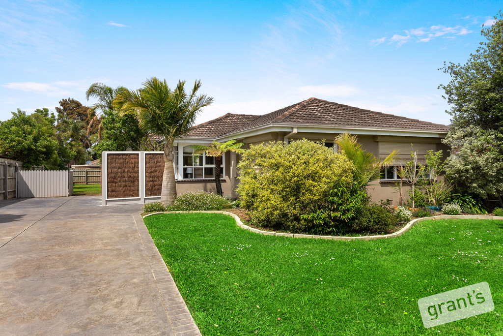 67 Mansfield Street BERWICK VIC 3806 House For Sale 19768560