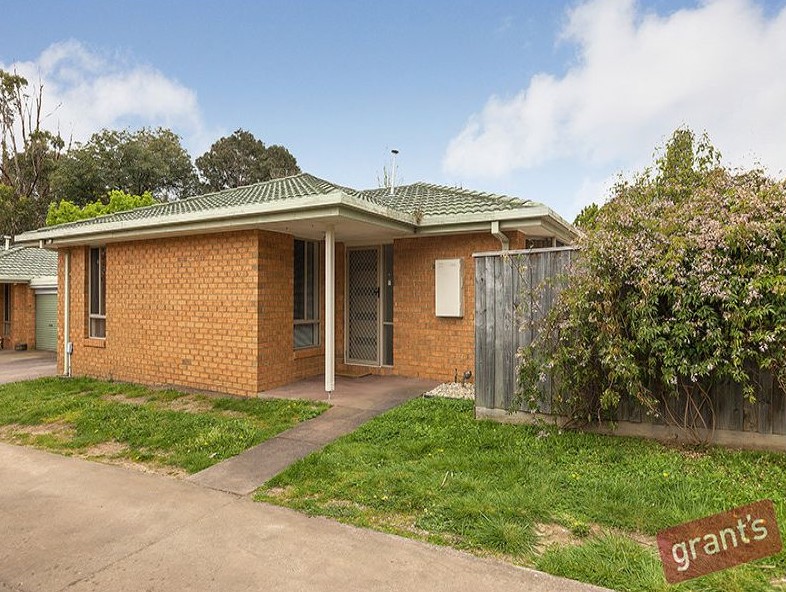 1/21 Ravensthorpe Crescent NARRE WARREN VIC 3805 Unit For Rent