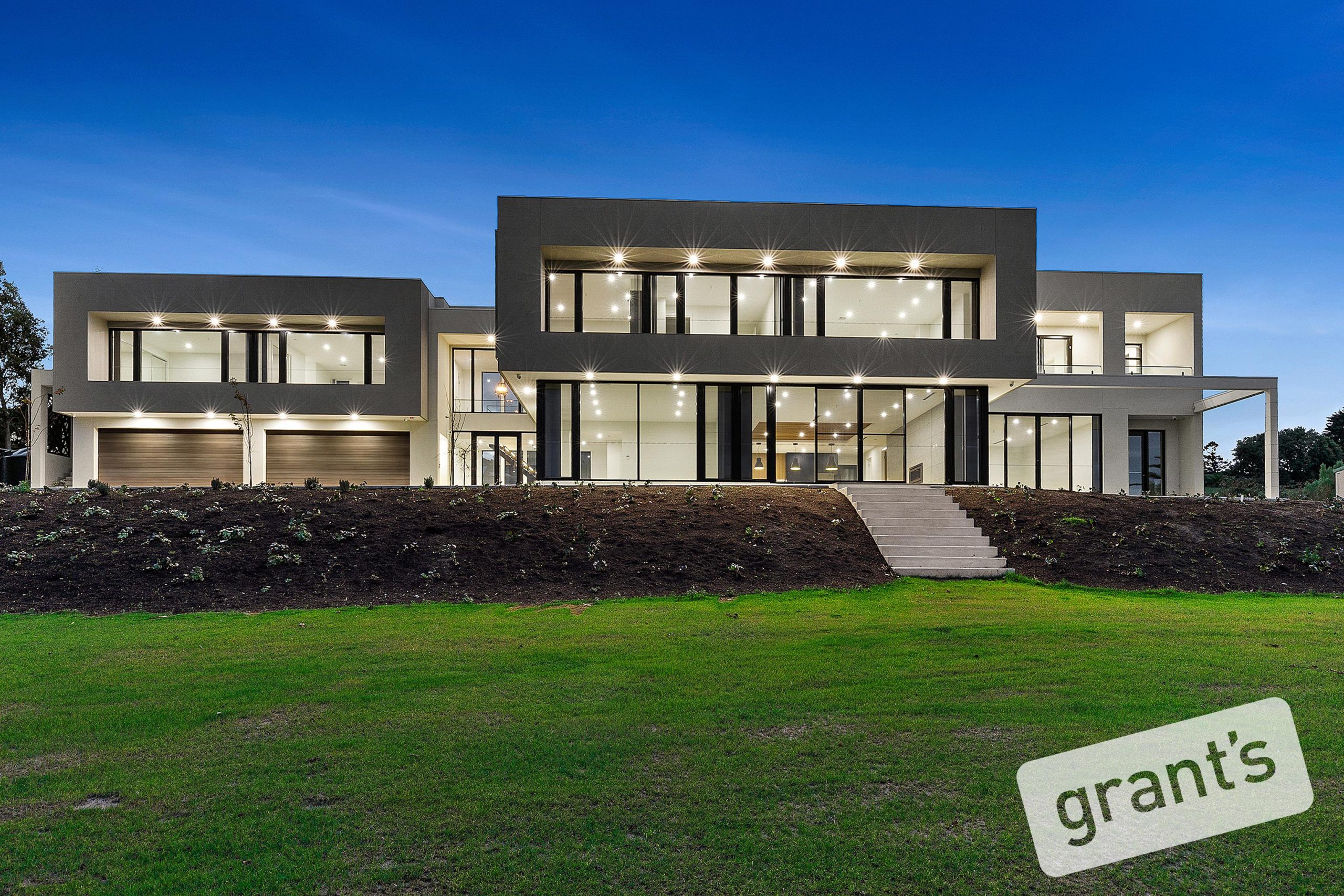 5 Oaks Court LYSTERFIELD SOUTH VIC 3156 House For Rent R1734410